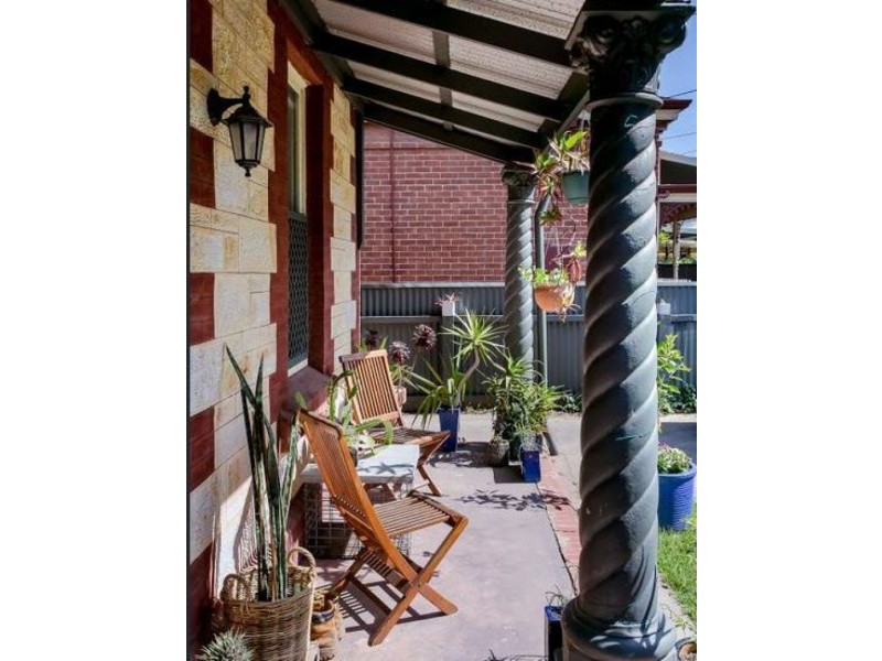 11 Neville road, Thebarton SA 5031