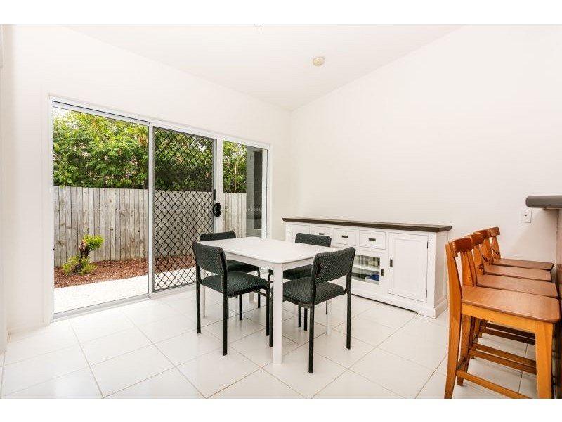 1/64 Castile Crescent, Edens Landing QLD 4207