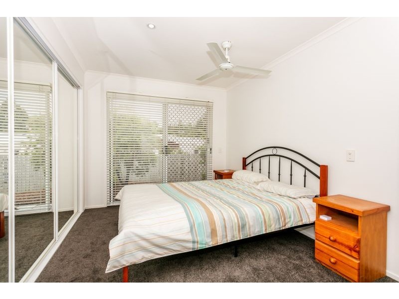 1/64 Castile Crescent, Edens Landing QLD 4207