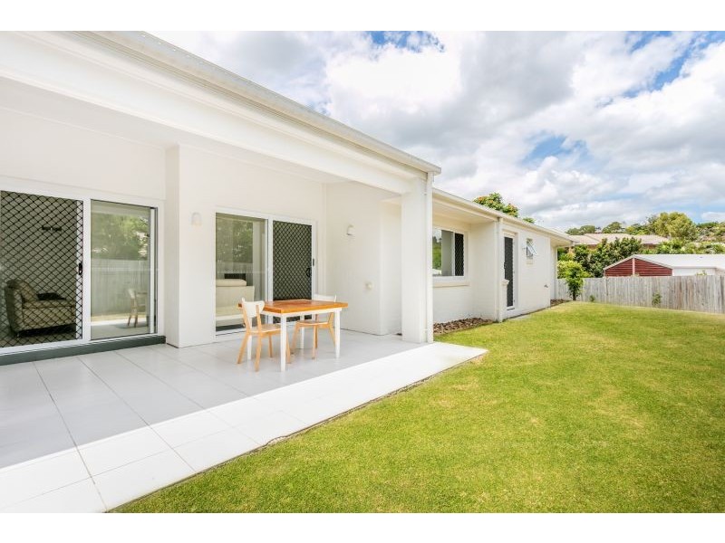 1/64 Castile Crescent, Edens Landing QLD 4207