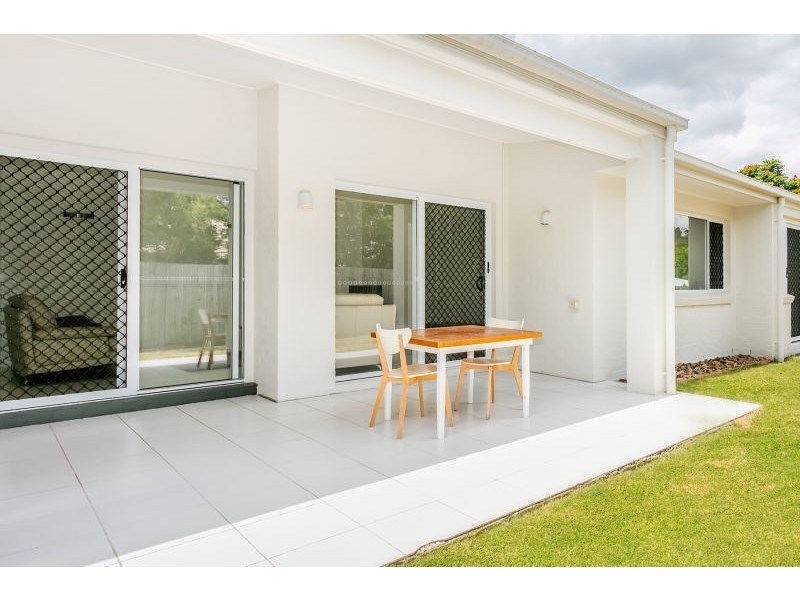 1/64 Castile Crescent, Edens Landing QLD 4207