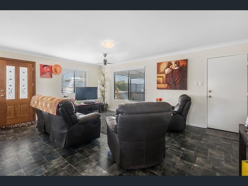 21 Curlew Street, Meringandan West QLD 4352