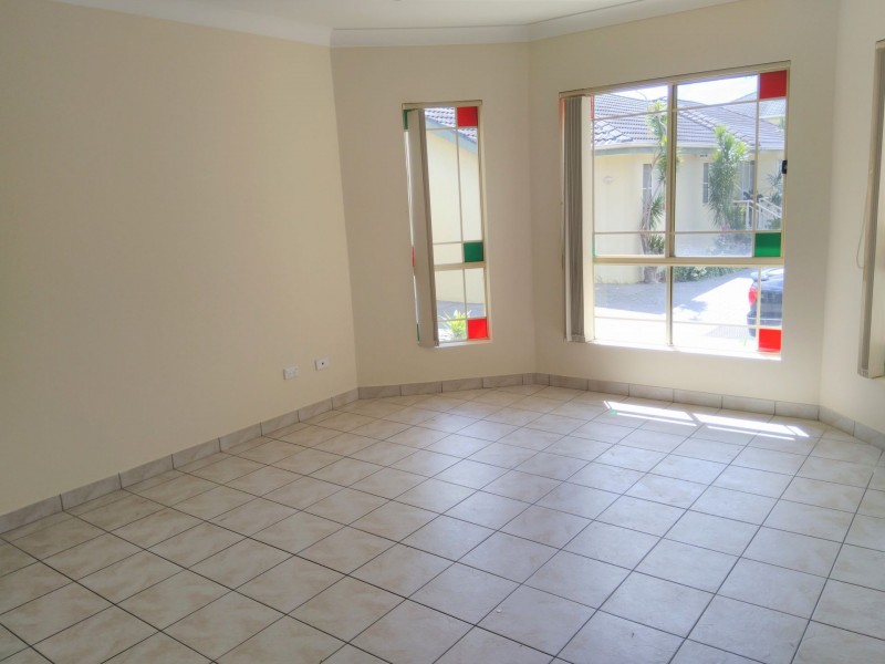 4/97 Pringle Ave, Bankstown NSW 2200