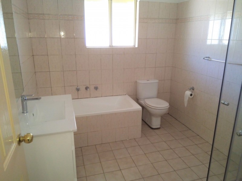 4/97 Pringle Ave, Bankstown NSW 2200