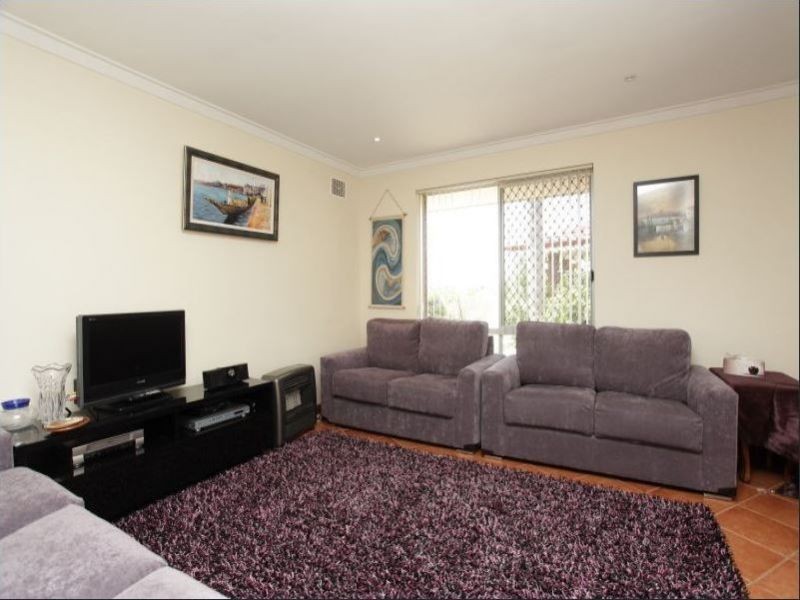 2/85-87 Kitchener Ave, Victoria Park WA 6100