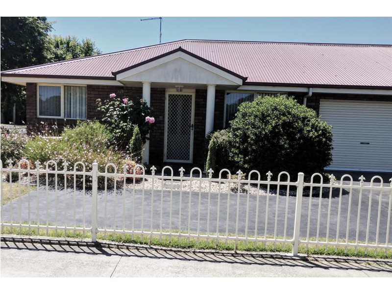 2/61 James Street, Latrobe TAS 7307