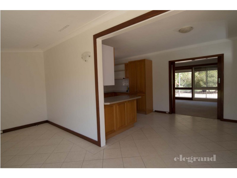 13 Farina Dve, Yokine WA 6060