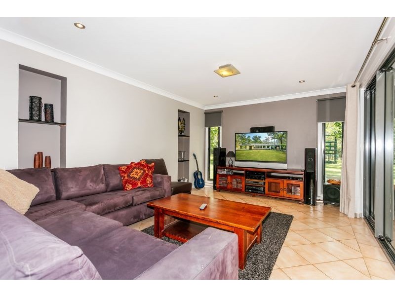 10 Warrawee Way, Pimpama QLD 4209