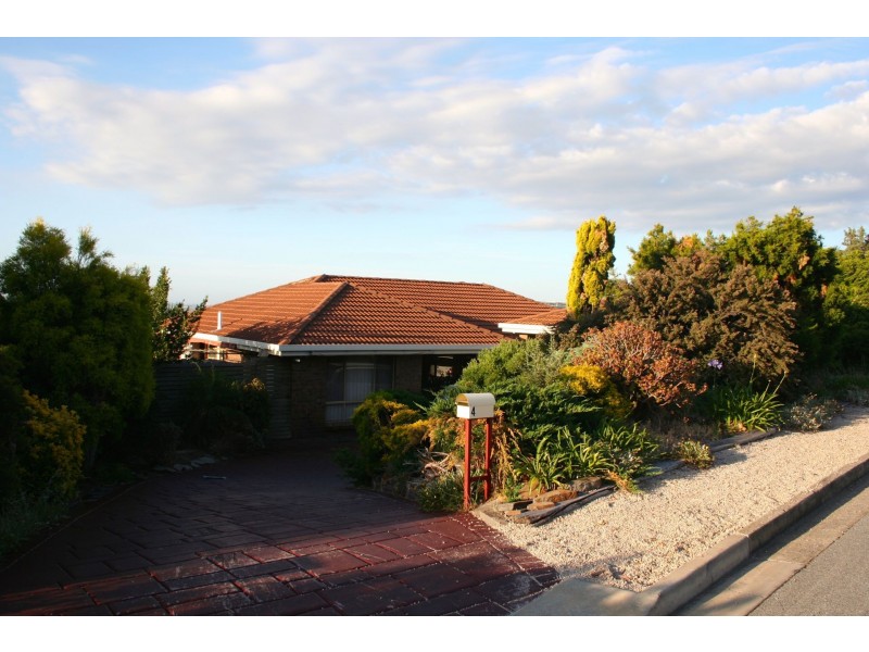 4 Whiting street, Seacombe Heights SA 5047