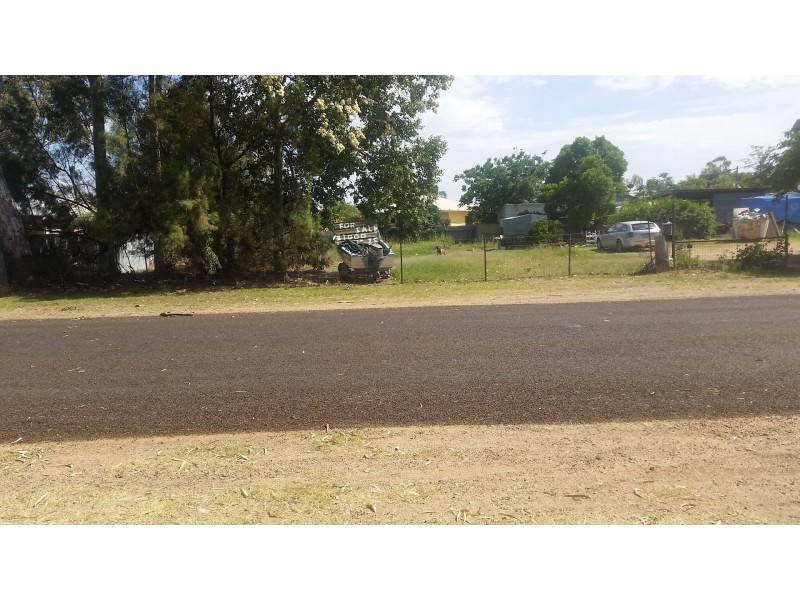 15 George Street, Moree NSW 2400