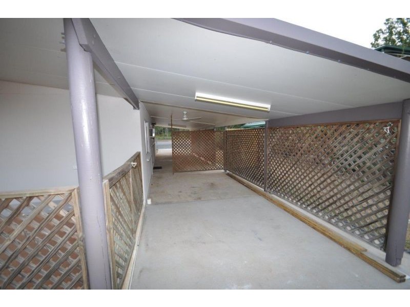 88 Swallow St, Mooroobool QLD 4870