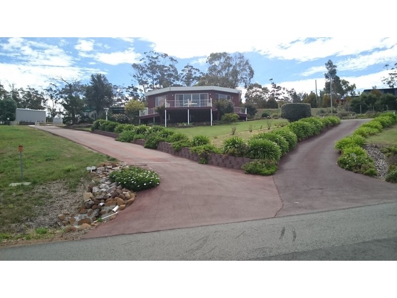 33 Bernacchi Drive, Orford TAS 7190