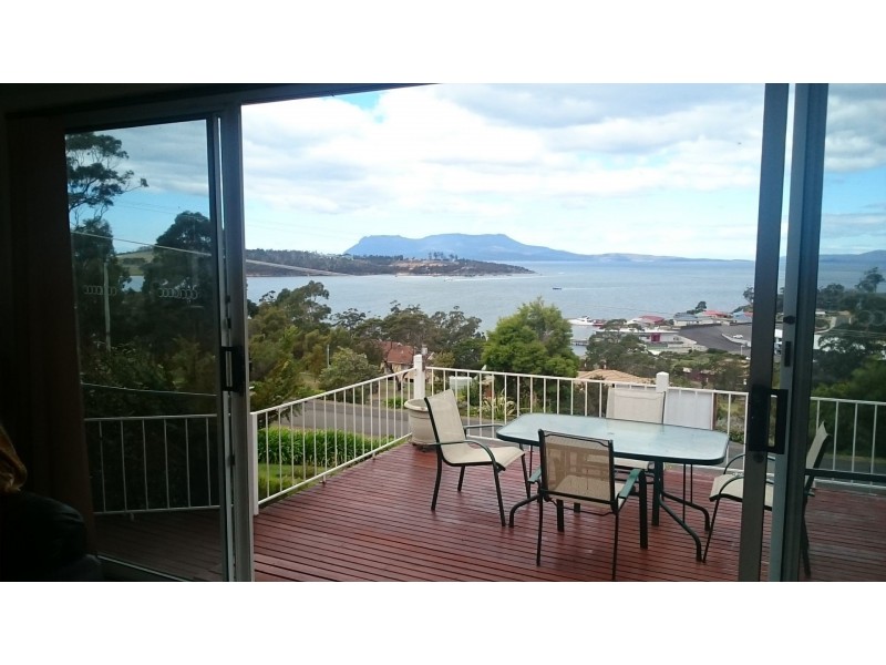 33 Bernacchi Drive, Orford TAS 7190