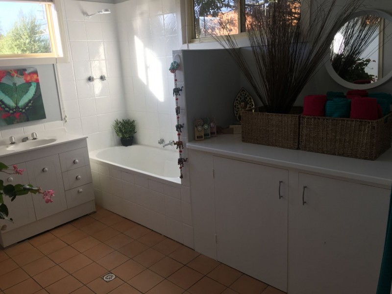 47 John Street, Uralla NSW 2358