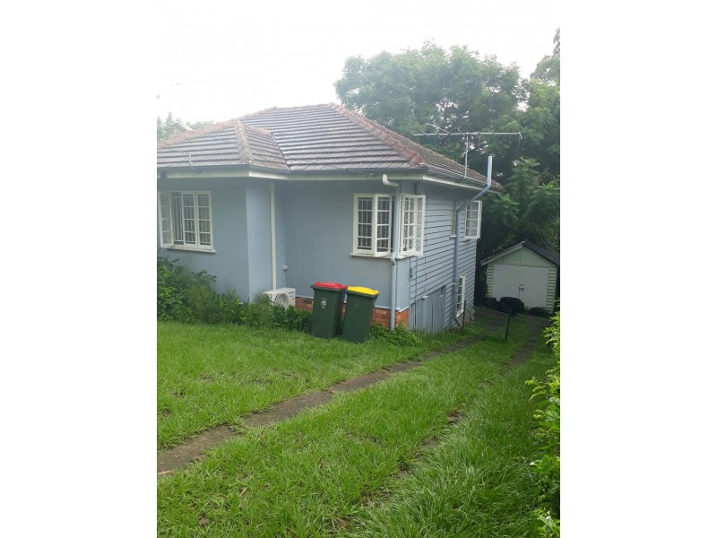 102 Highland Terrace, St Lucia QLD 4067