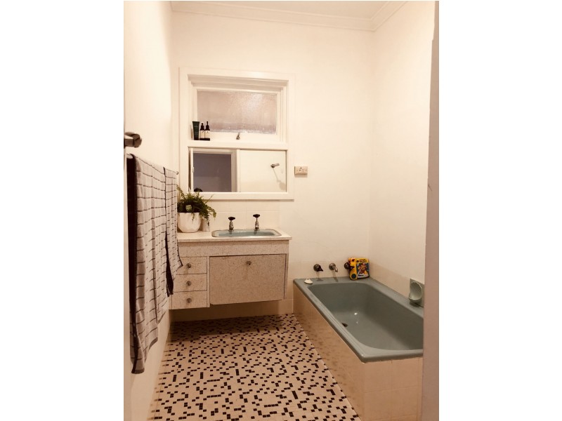 14 Marriott Road, Boya WA 6056