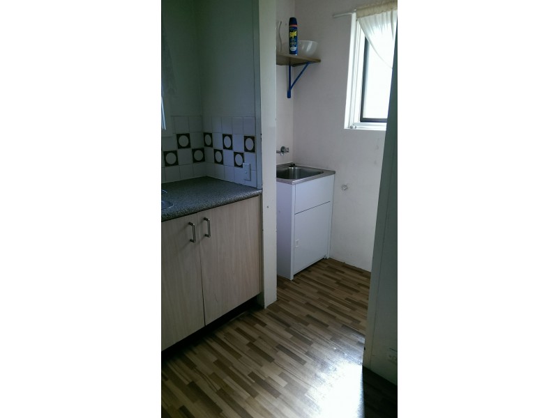 6/42 Woodhouse Drive, Ambarvale NSW 2560