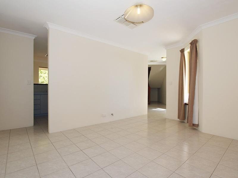 8b Mast Place, Ocean Reef WA 6027