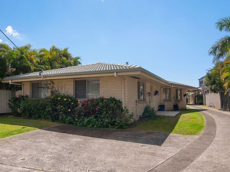 49 Hollywell Road, Biggera Waters QLD 4216