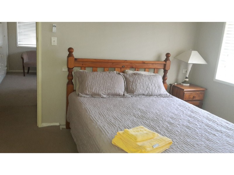 49 Hollywell Road, Biggera Waters QLD 4216