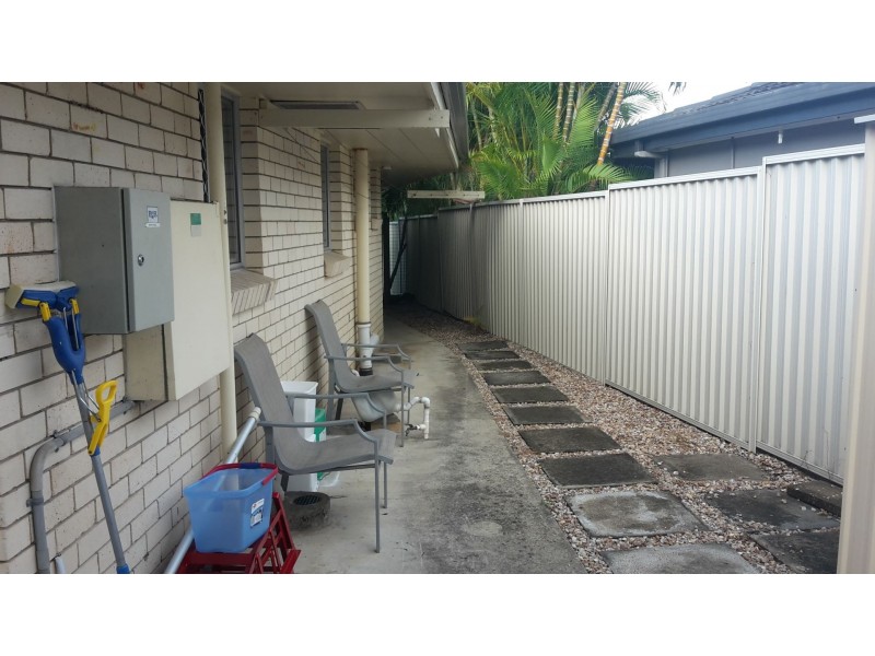 49 Hollywell Road, Biggera Waters QLD 4216