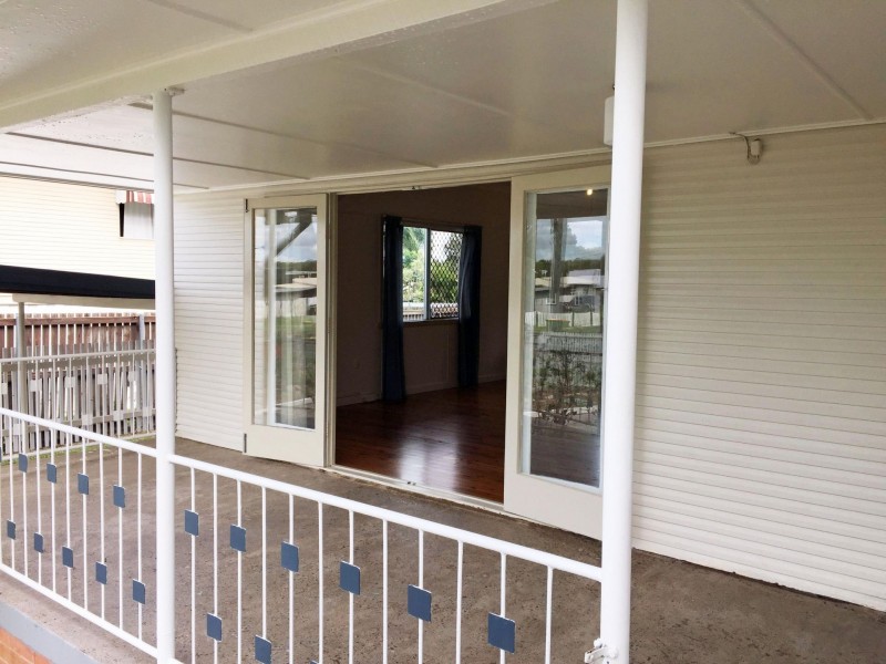 177 South Station Road, Silkstone QLD 4304