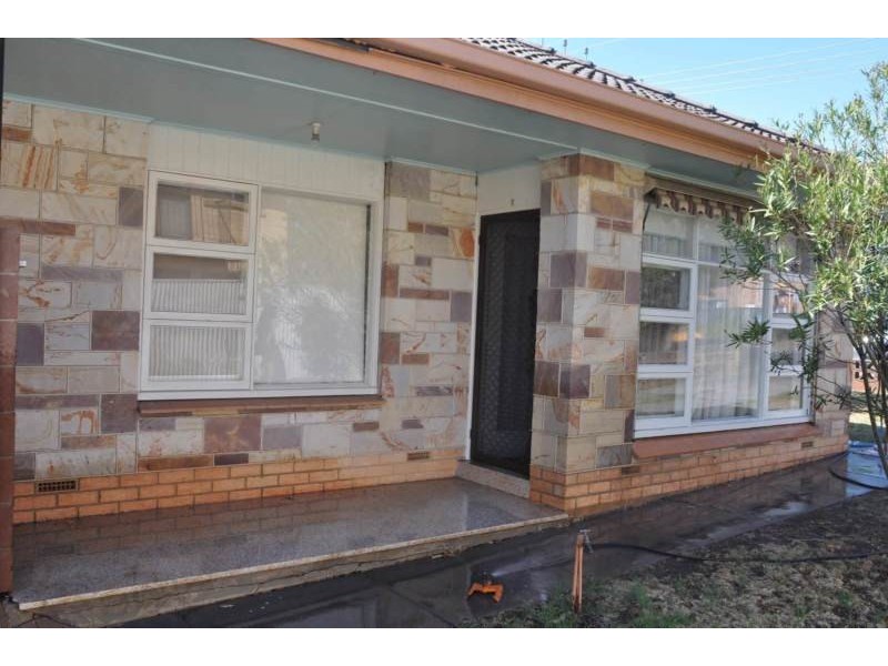 1/11a Montacute Road, Campbelltown SA 5074