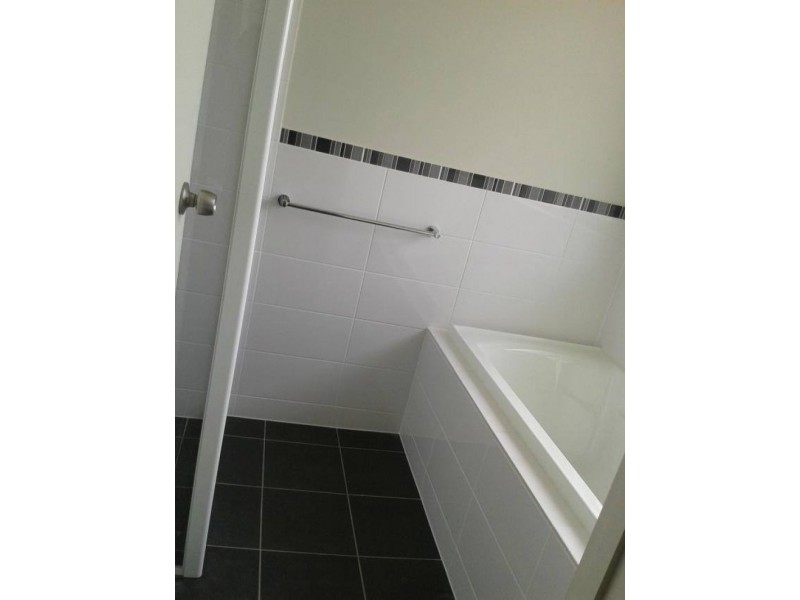 4 Glenmore Pl, Smithfield Plains SA 5114