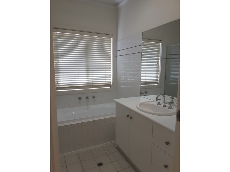 20A Redden Crt, Rostrevor SA 5073