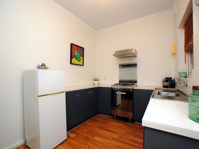 2/9 Cross Street, Hove SA 5048