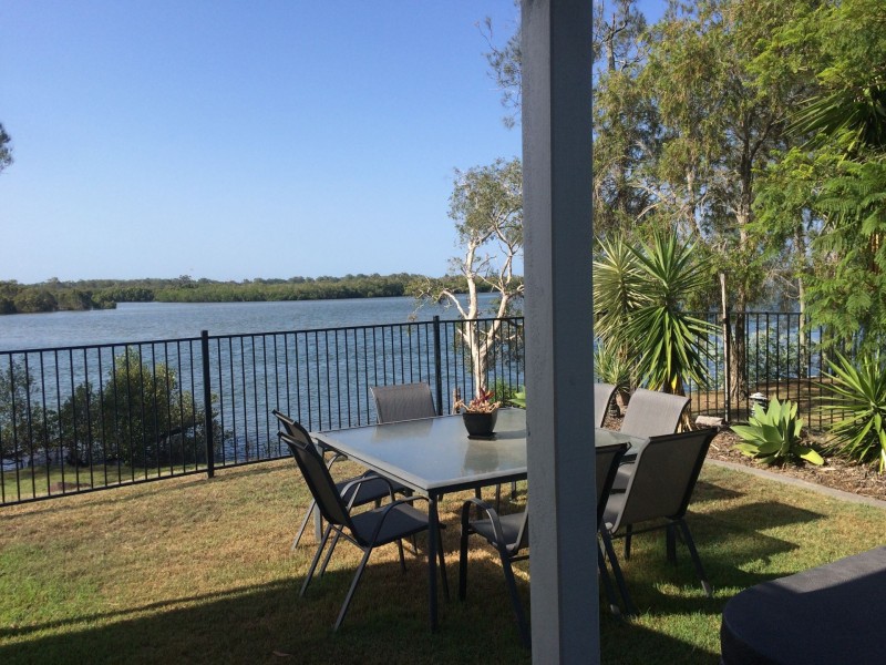 5 The Estuary, Coombabah QLD 4216