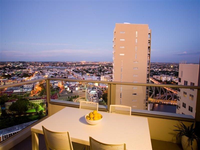 344/30 macrossan, Brisbane City QLD 4000