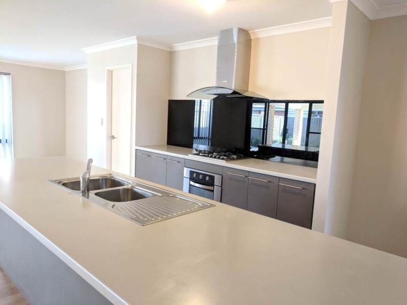 13 Isabella Loop, Landsdale WA 6065