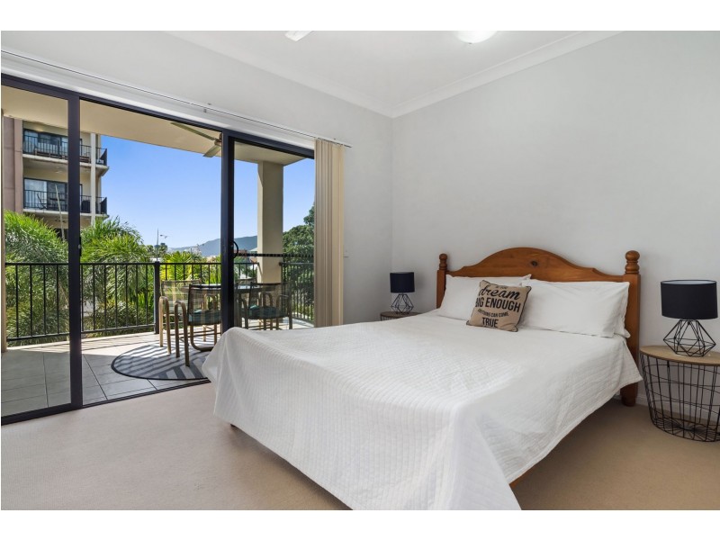 8/93 Mcleod street, Cairns City QLD 4870