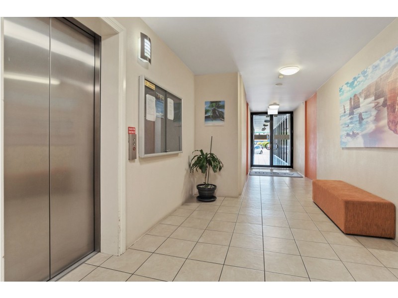 8/93 Mcleod street, Cairns City QLD 4870