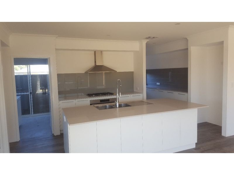 6 Sublime Rd, Baldivis WA 6171