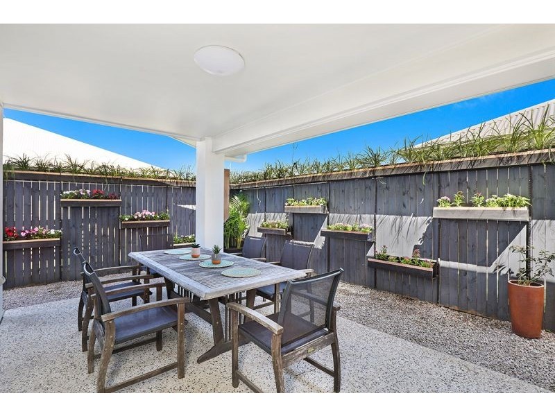 79 Springs Drive, Meridan Plains QLD 4551