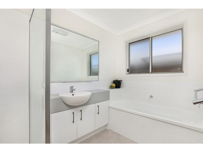 79 Springs Drive, Meridan Plains QLD 4551