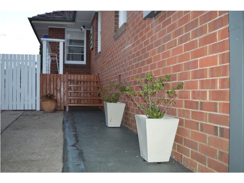 239 Peel Street, West Bathurst NSW 2795