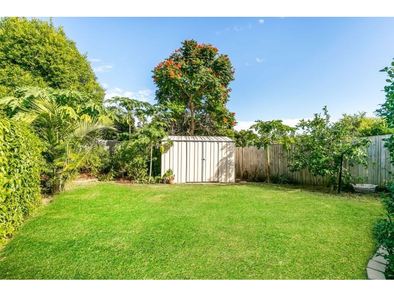 2/64 Castile Crescent, Edens Landing QLD 4207