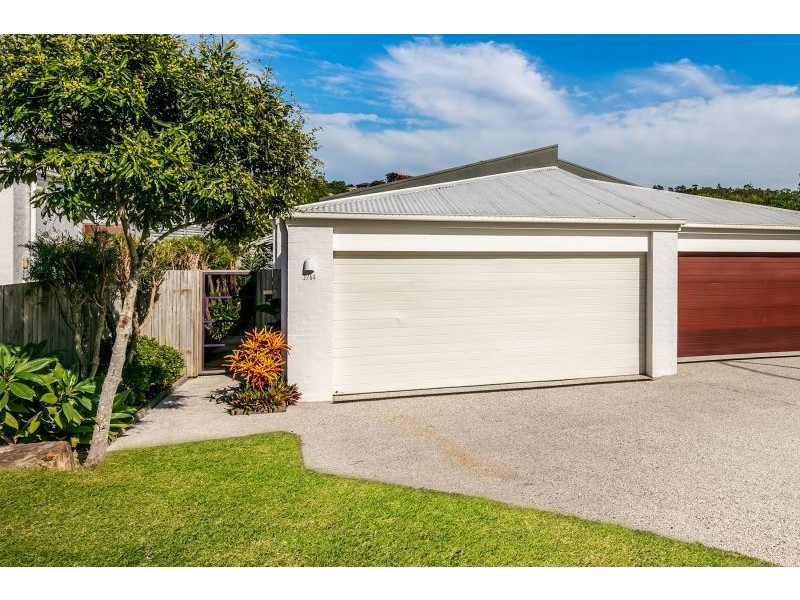 2/64 Castile Crescent, Edens Landing QLD 4207