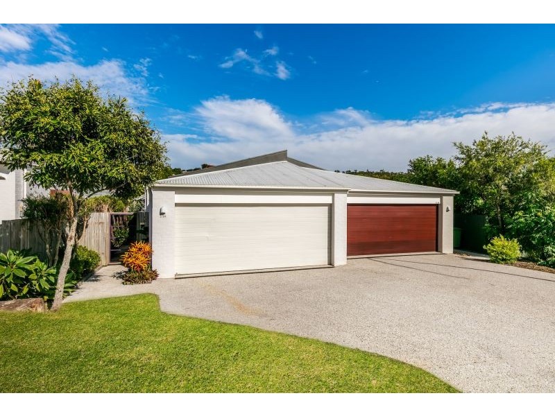 2/64 Castile Crescent, Edens Landing QLD 4207