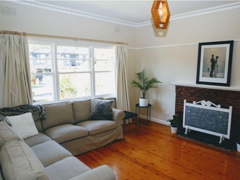 1/6 Pine Crescent, Boronia VIC 3155