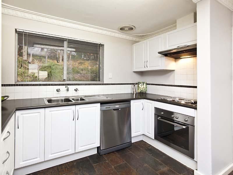 50 Ford Road, Lesmurdie WA 6076