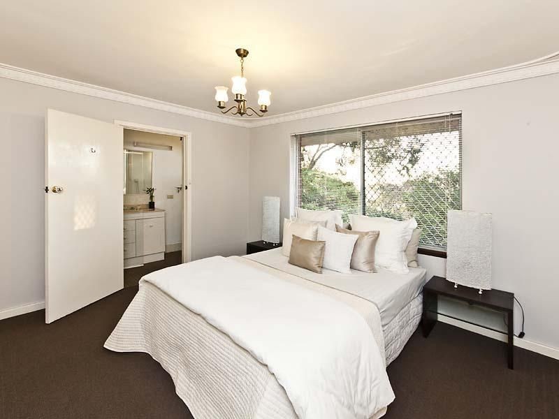 50 Ford Road, Lesmurdie WA 6076