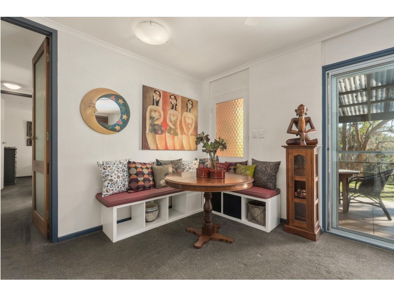 22 Oak Ave, Bridgewater SA 5155