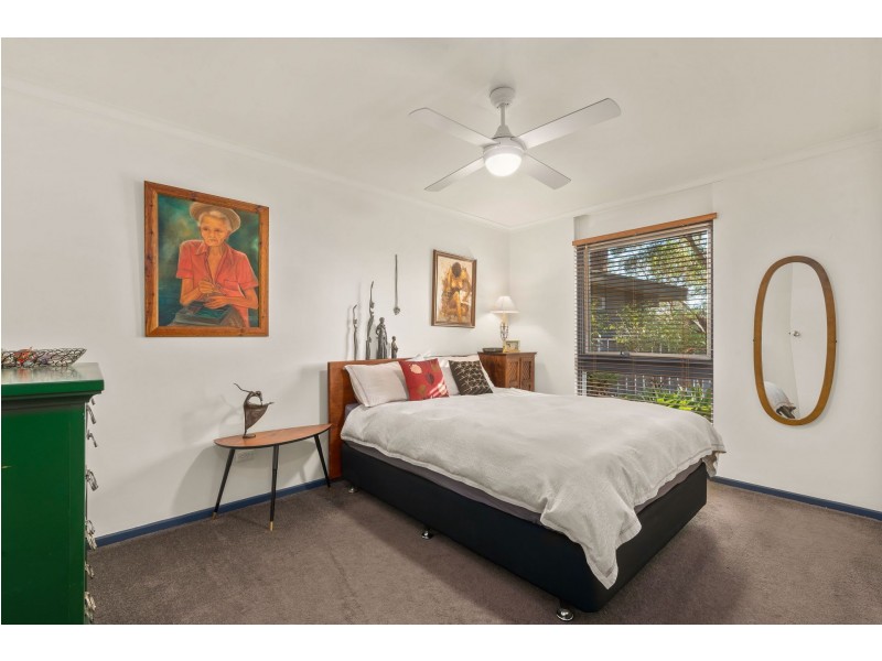 22 Oak Ave, Bridgewater SA 5155