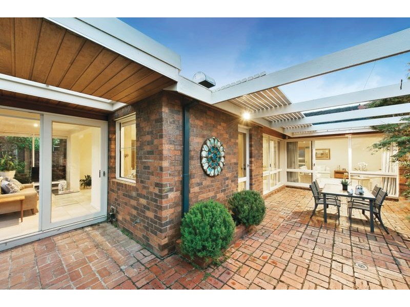 11 Black, Brighton VIC 3186