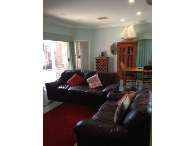 33 Mc Callum Crescent, Ardross WA 6153