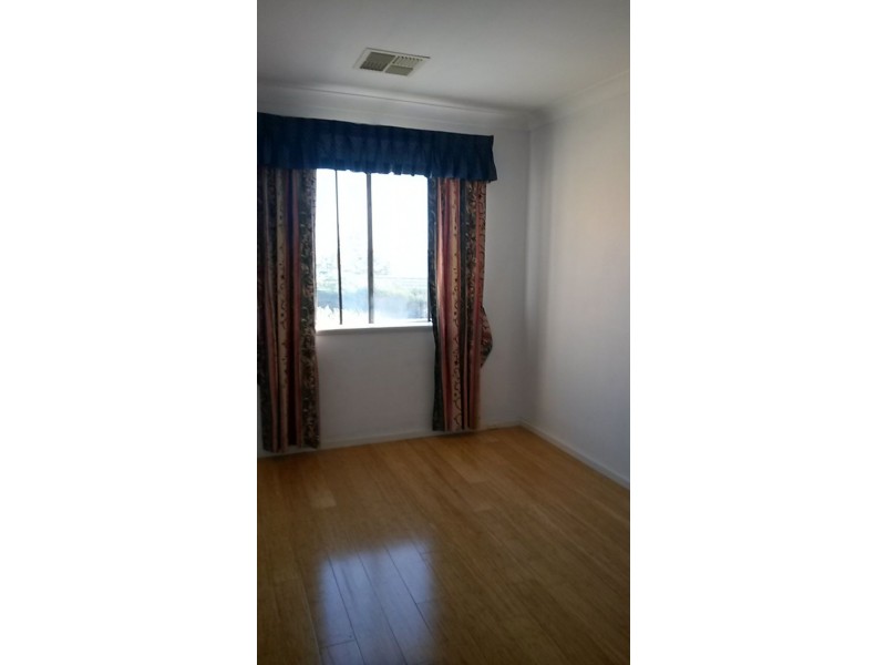 1/158 Melville Parade, Como WA 6152